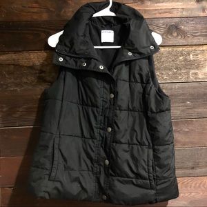 Old navy puffer vest